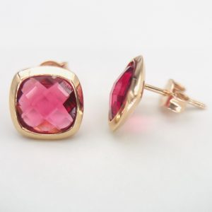 PENDIENTES EN ORO ROSA DE 18 KILATES CON CUARZO